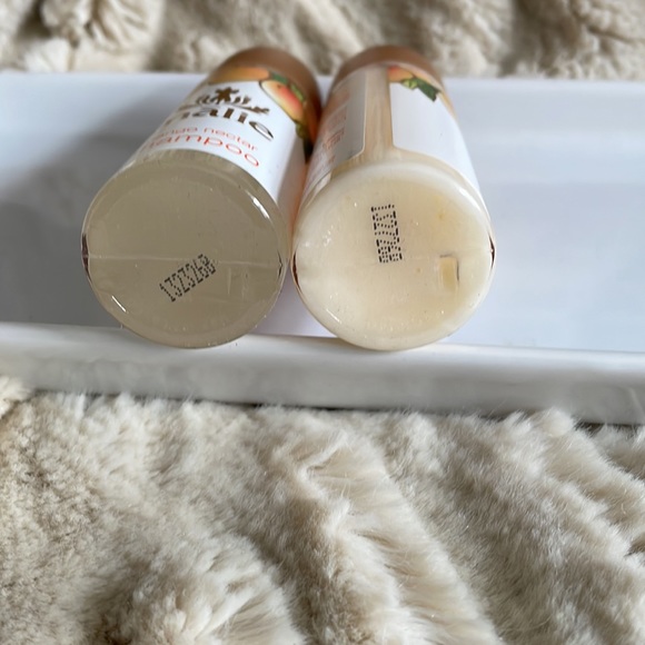 Malie Organic Travel size Shampoo Conditioner - Picture 4 of 5